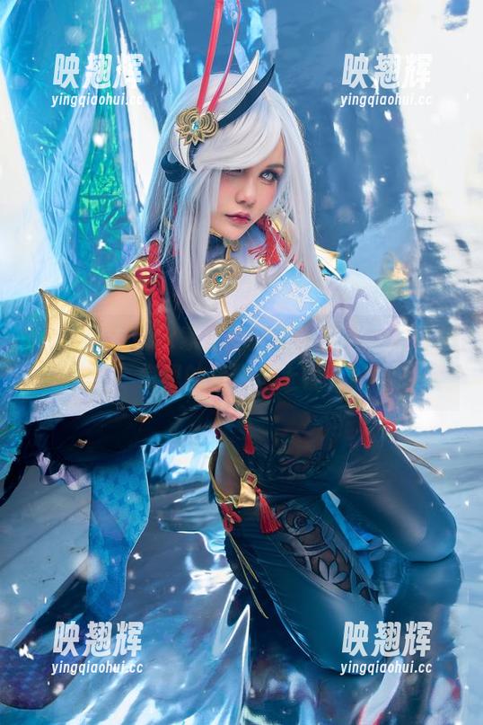 Joyce Lin2x Joyce Lin2x家里的打工人写真:这样拍,家里的植物也上镜了!